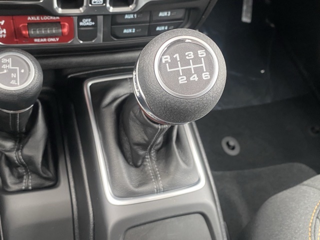 new 2025 Jeep Wrangler car, priced at $43,598