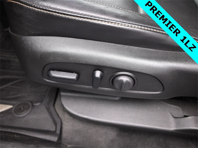 used 2019 Chevrolet Traverse car, priced at $19,784