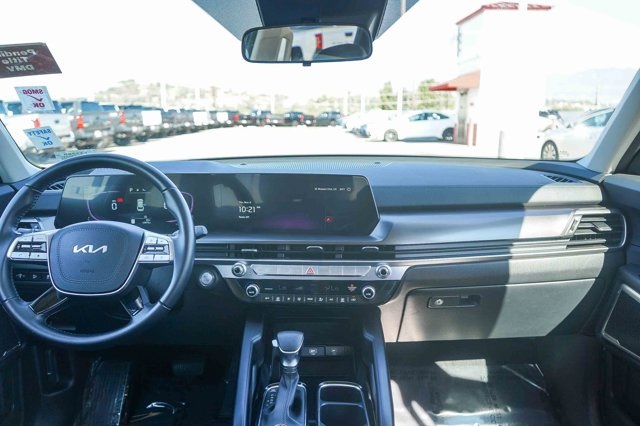 used 2024 Kia Telluride car, priced at $31,992