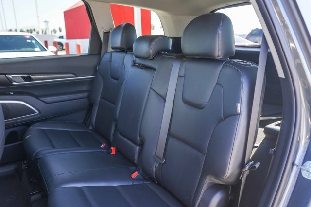 used 2024 Kia Telluride car, priced at $31,992