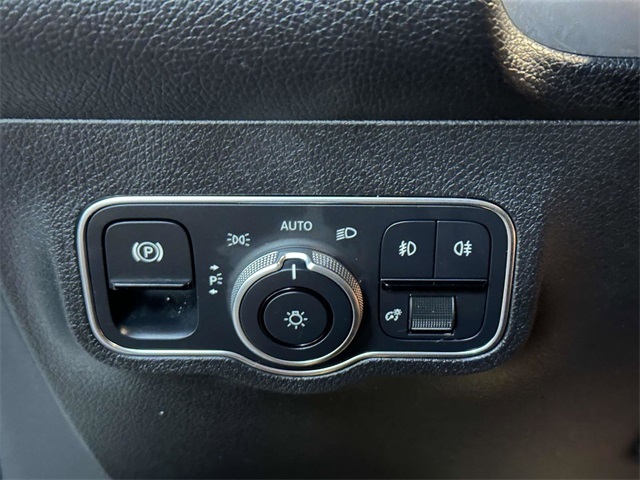used 2022 Mercedes-Benz GLB car, priced at $34,991