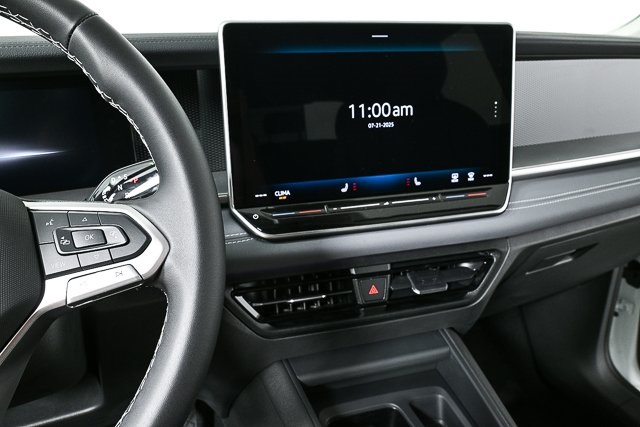 new 2025 Volkswagen Tiguan car, priced at $35,879
