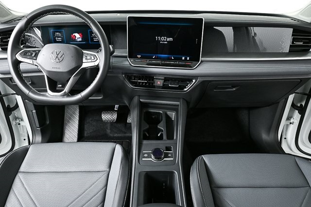 new 2025 Volkswagen Tiguan car, priced at $35,879