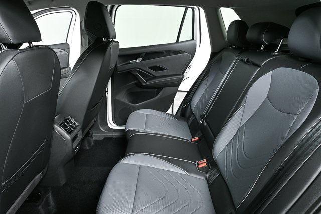 new 2025 Volkswagen Tiguan car, priced at $35,879