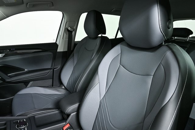 new 2025 Volkswagen Tiguan car, priced at $35,879