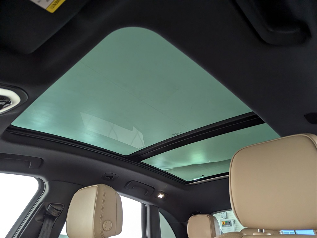 used 2022 Porsche Macan car, priced at $50,981