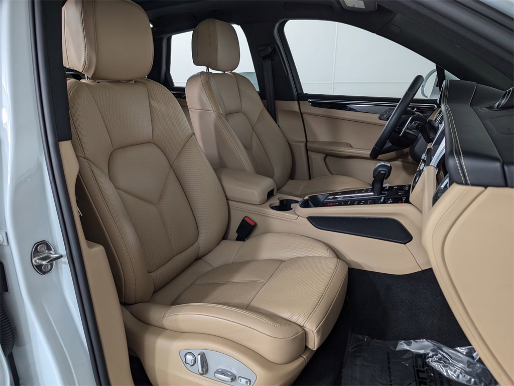 used 2022 Porsche Macan car, priced at $50,981