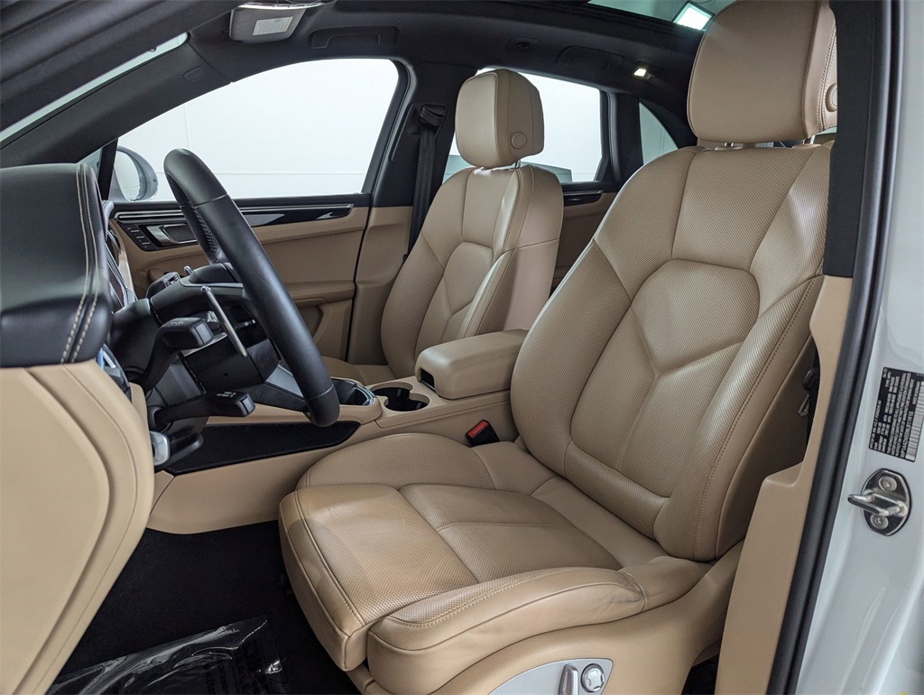 used 2022 Porsche Macan car, priced at $50,981