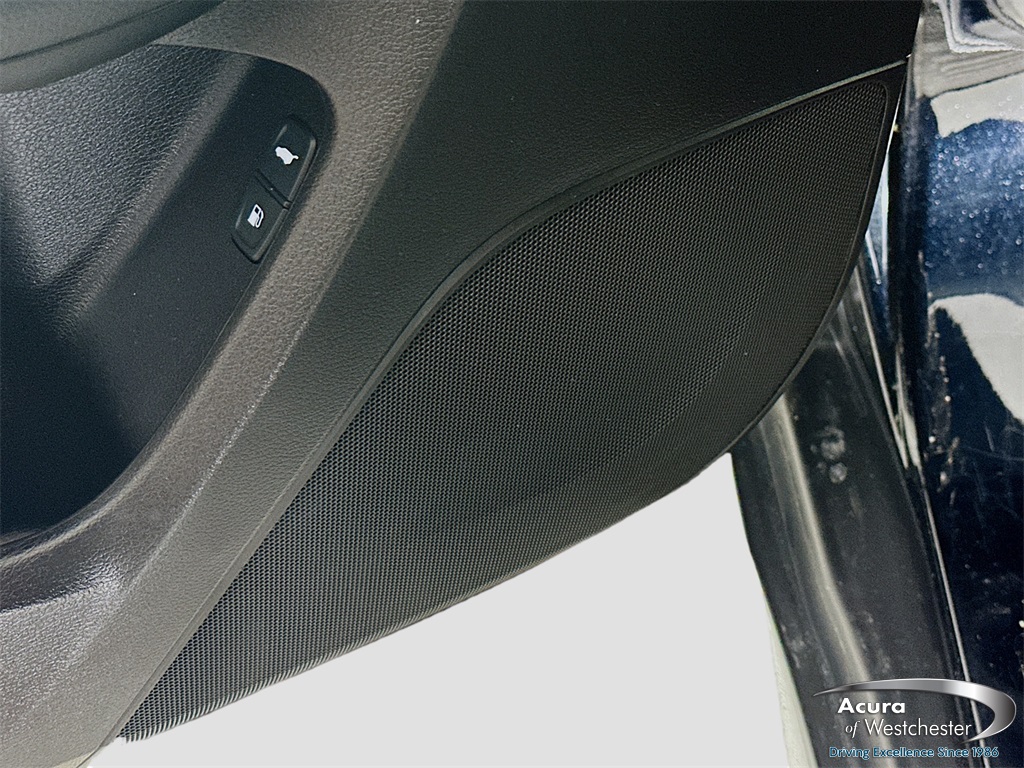 used 2020 Acura MDX car, priced at $27,999