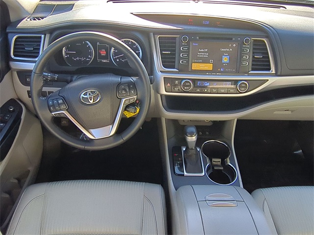 used 2018 Toyota Highlander car, priced at $24,911