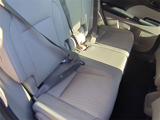 used 2018 Toyota Highlander car, priced at $24,911
