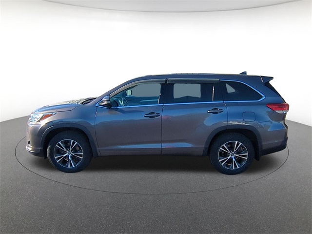 used 2018 Toyota Highlander car, priced at $24,911