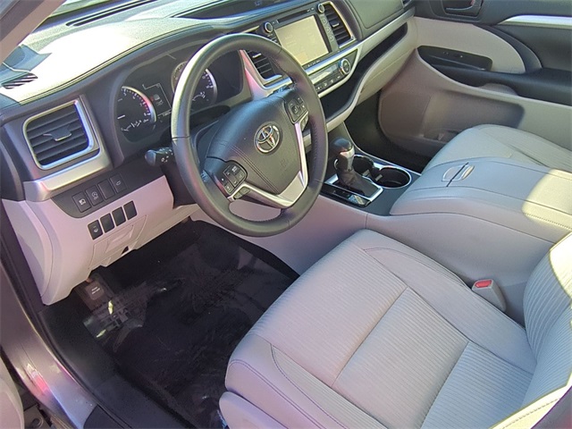used 2018 Toyota Highlander car, priced at $24,911