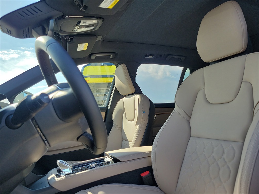 new 2026 Volvo XC90 car, priced at $69,345