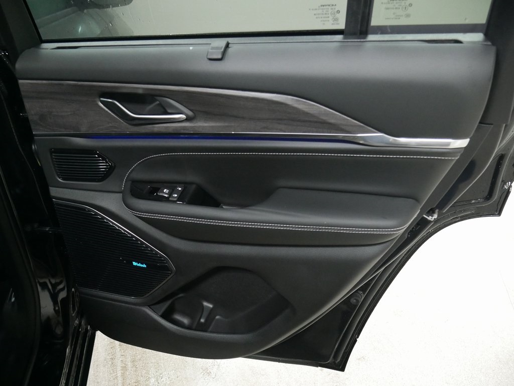 new 2024 Jeep Grand Cherokee car, priced at $64,783
