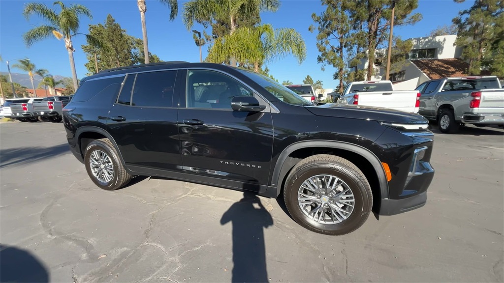 new 2026 Chevrolet Traverse car