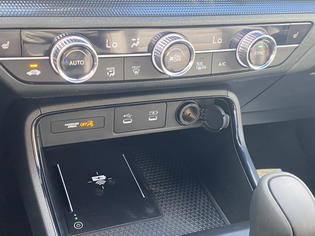 new 2026 Honda CR-V Hybrid car, priced at $40,024