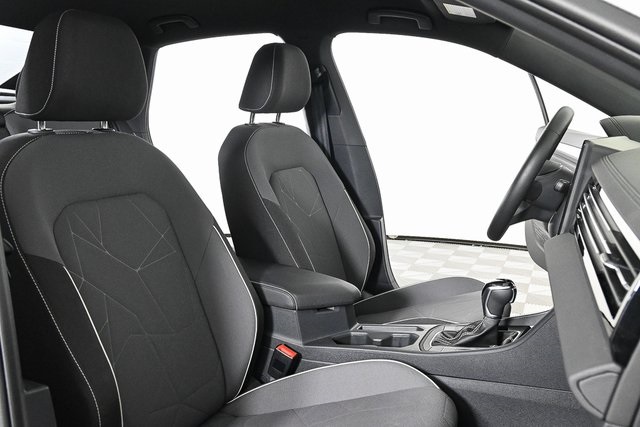 new 2025 Volkswagen Jetta car, priced at $24,817