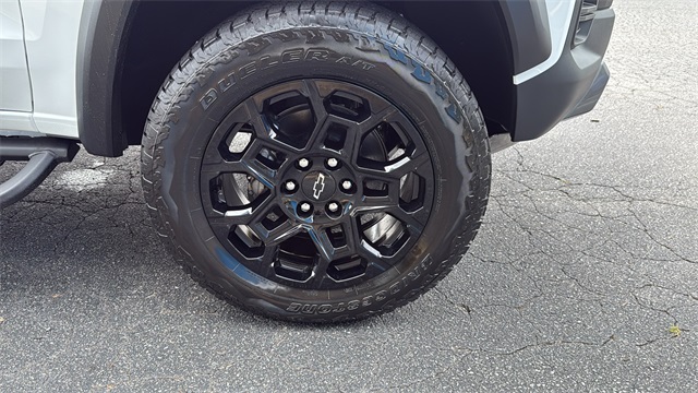 new 2026 Chevrolet Colorado car, priced at $45,980