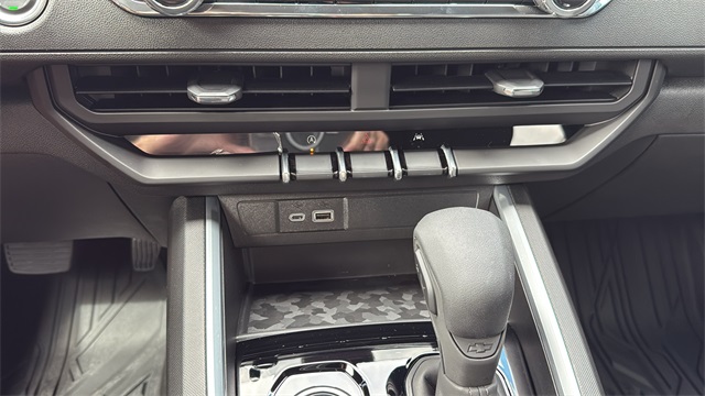 new 2026 Chevrolet Colorado car, priced at $45,980