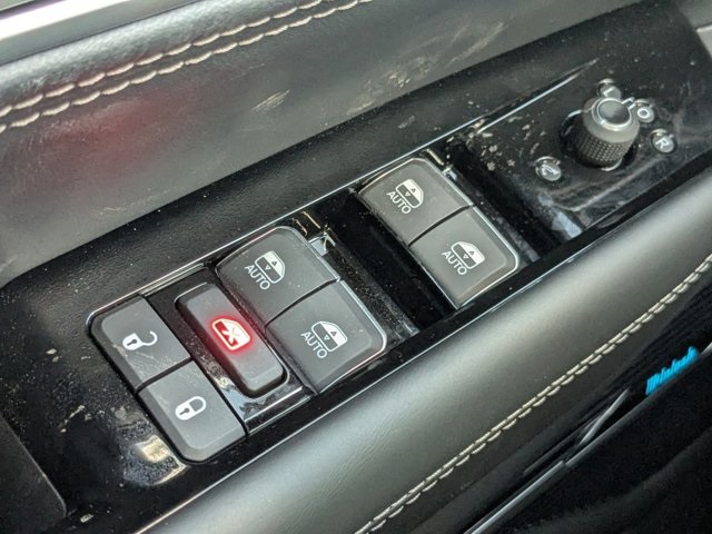new 2025 Jeep Grand Wagoneer L car, priced at $93,635