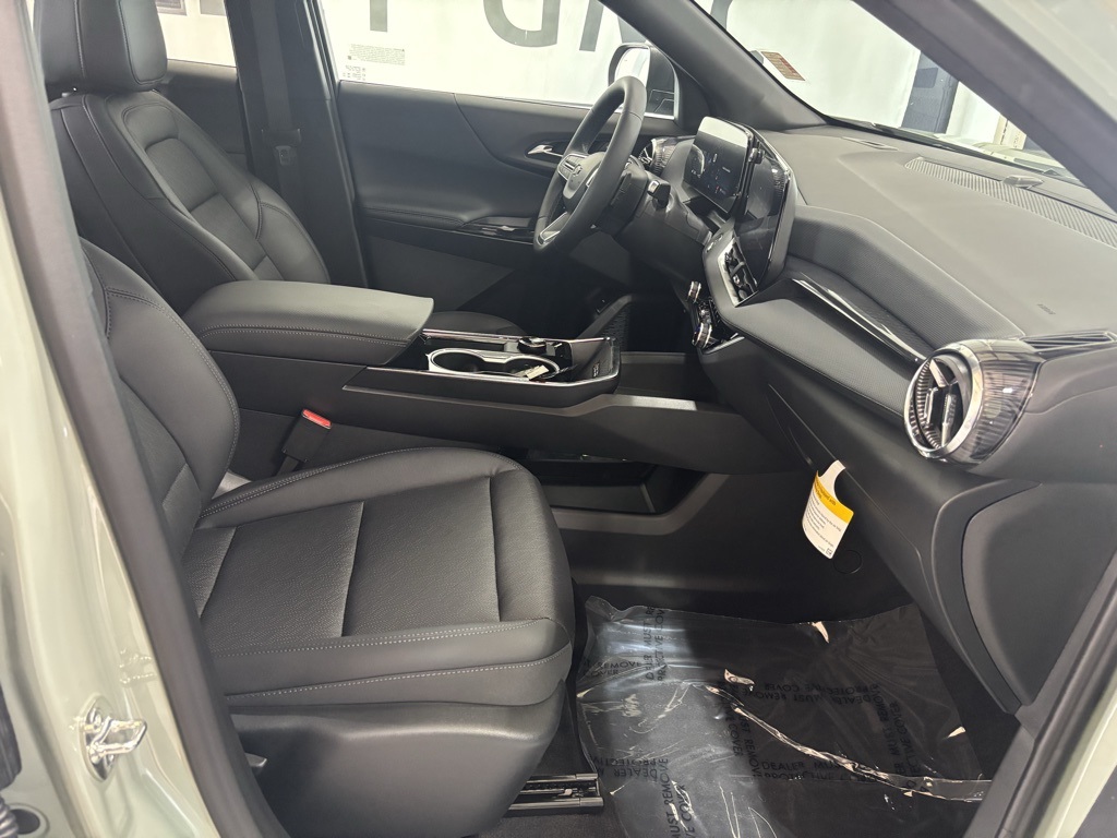 new 2026 Chevrolet Equinox car, priced at $34,353
