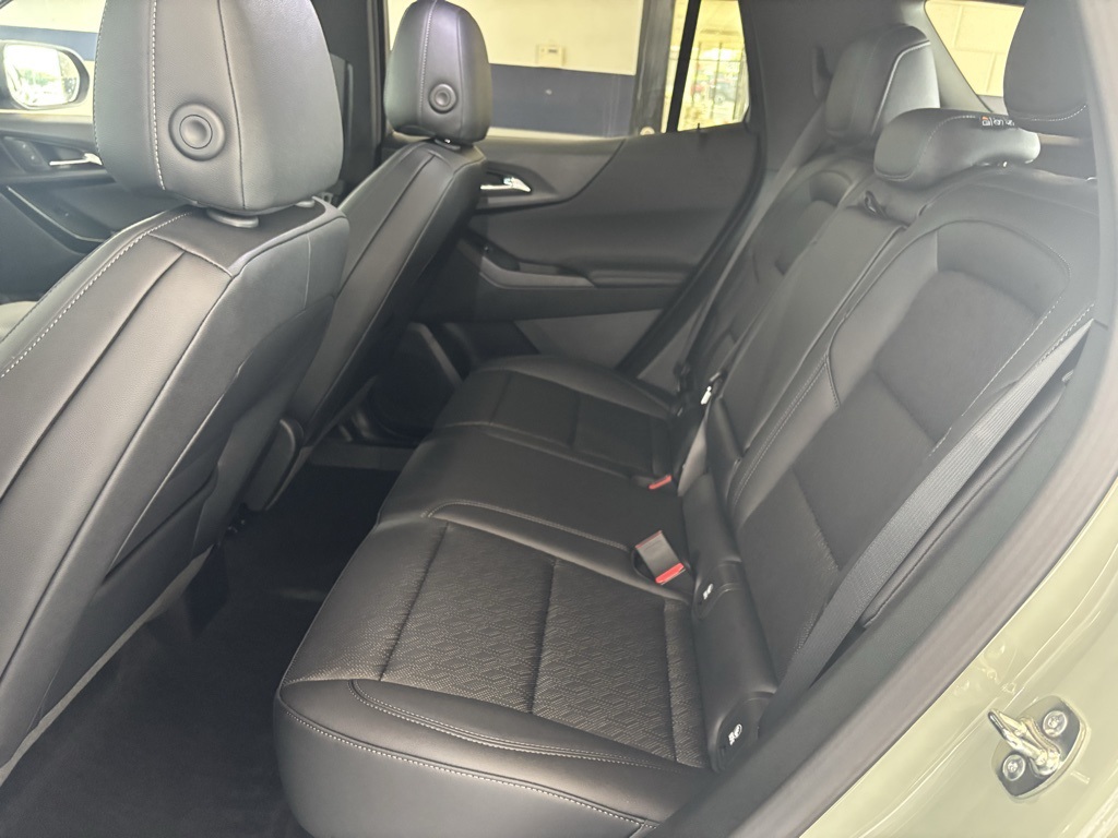new 2026 Chevrolet Equinox car, priced at $34,353