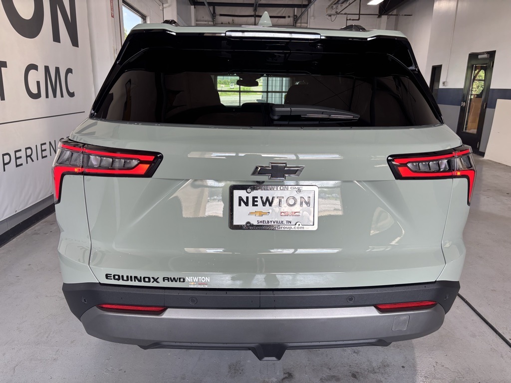 new 2026 Chevrolet Equinox car, priced at $34,353