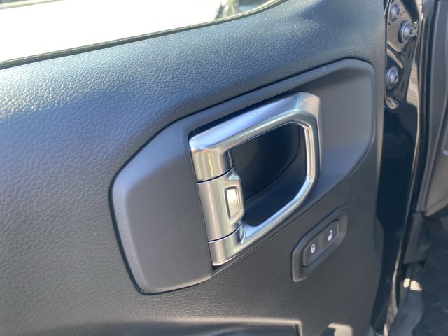 new 2025 Jeep Wrangler car, priced at $36,394