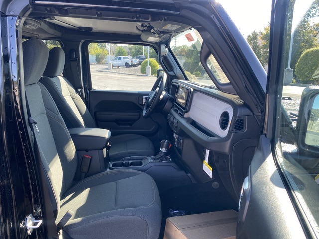 new 2025 Jeep Wrangler car, priced at $36,394