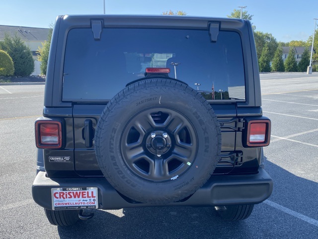 new 2025 Jeep Wrangler car, priced at $36,394