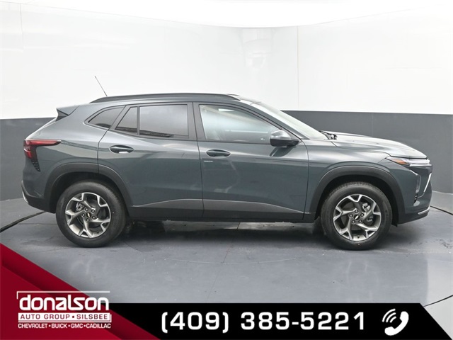 new 2025 Chevrolet Trax car, priced at $24,095