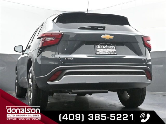 new 2025 Chevrolet Trax car, priced at $24,095