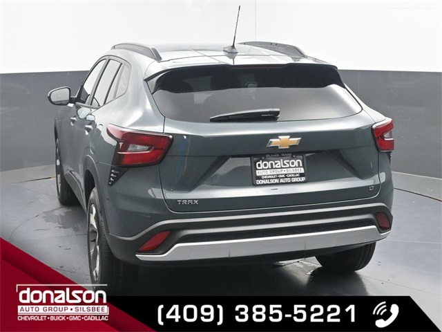 new 2025 Chevrolet Trax car, priced at $24,095