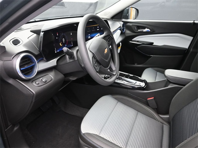 new 2025 Chevrolet Trax car, priced at $24,095