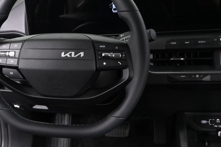 new 2025 Kia K4 car, priced at $25,640