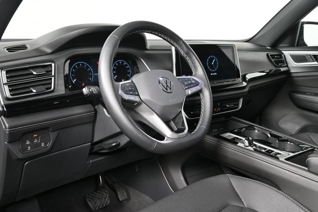 used 2024 Volkswagen Atlas Cross Sport car, priced at $32,000