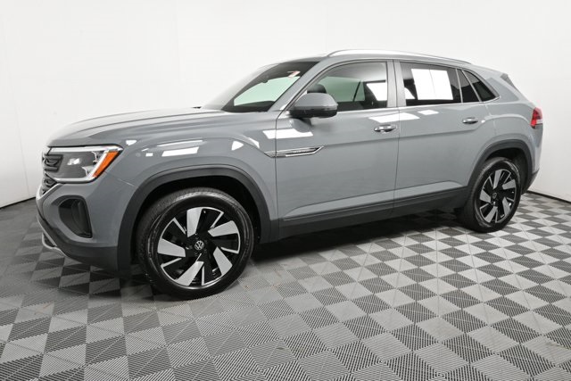used 2024 Volkswagen Atlas Cross Sport car, priced at $32,000