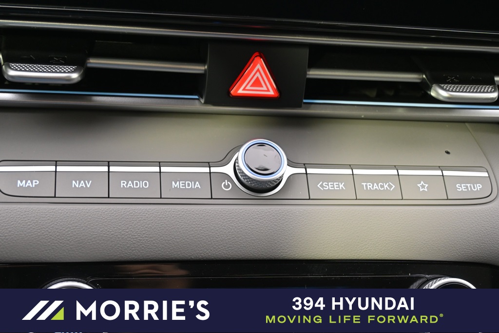 new 2025 Hyundai Elantra car, priced at $25,556