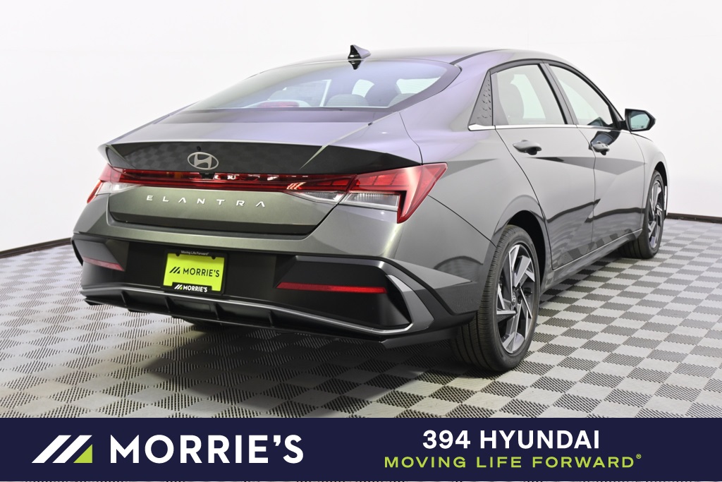 new 2025 Hyundai Elantra car, priced at $25,556