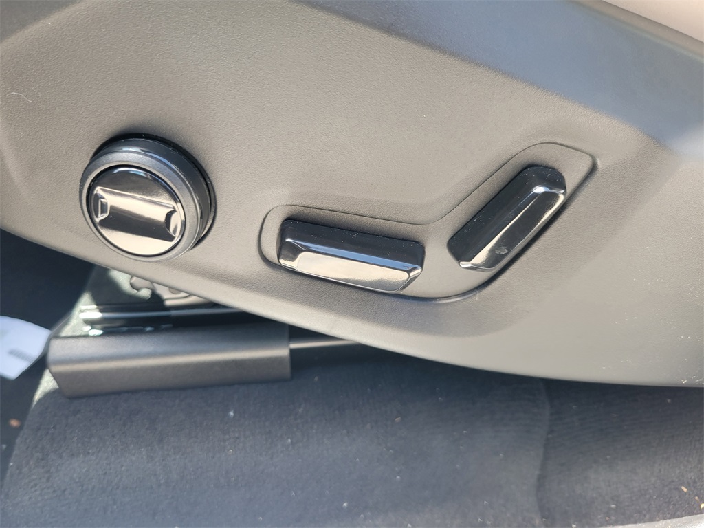 new 2026 Volvo XC90 car, priced at $68,325