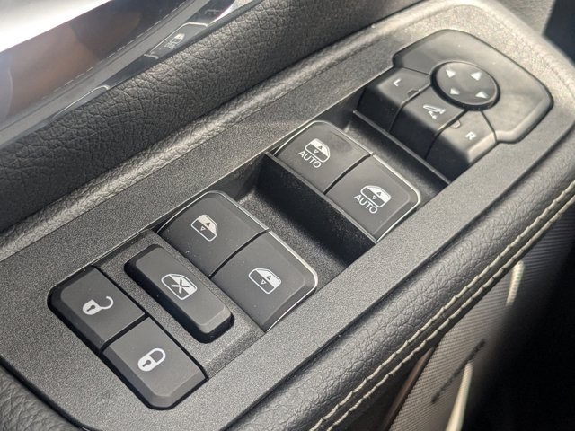 new 2025 Ram 1500 car, priced at $60,015