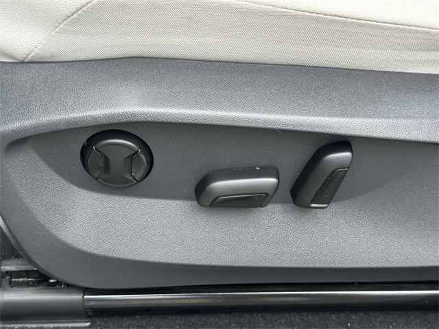 used 2022 Volkswagen Tiguan car, priced at $26,995