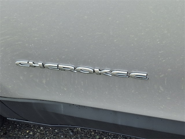 used 2018 Jeep Cherokee car, priced at $19,950
