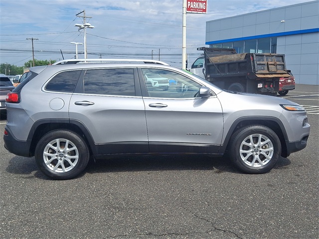 used 2018 Jeep Cherokee car, priced at $19,950
