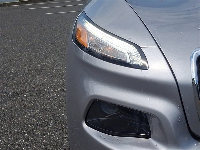 used 2018 Jeep Cherokee car, priced at $19,950