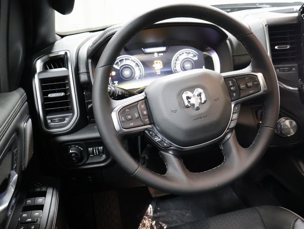 new 2025 Ram 1500 car, priced at $61,704