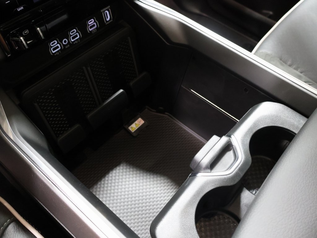 new 2025 Ram 1500 car, priced at $61,704