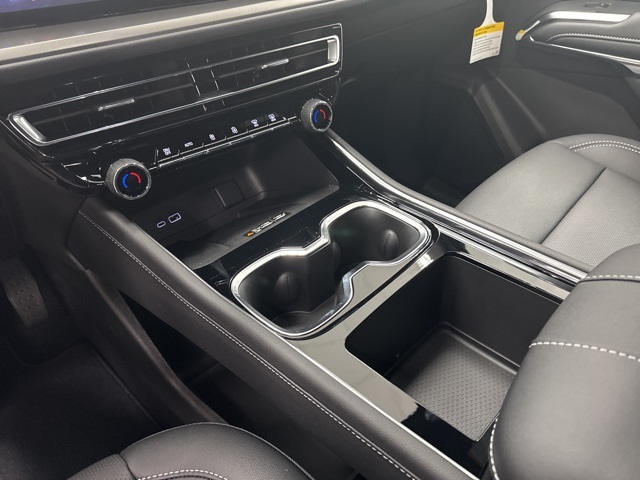 new 2026 Chevrolet Traverse car, priced at $45,255