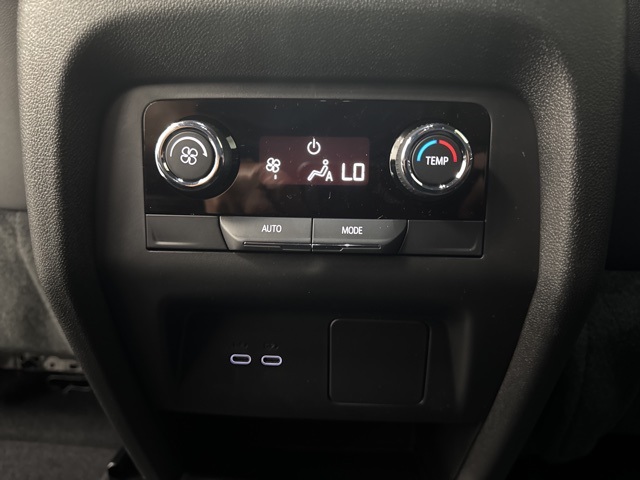 new 2026 Chevrolet Traverse car, priced at $45,255